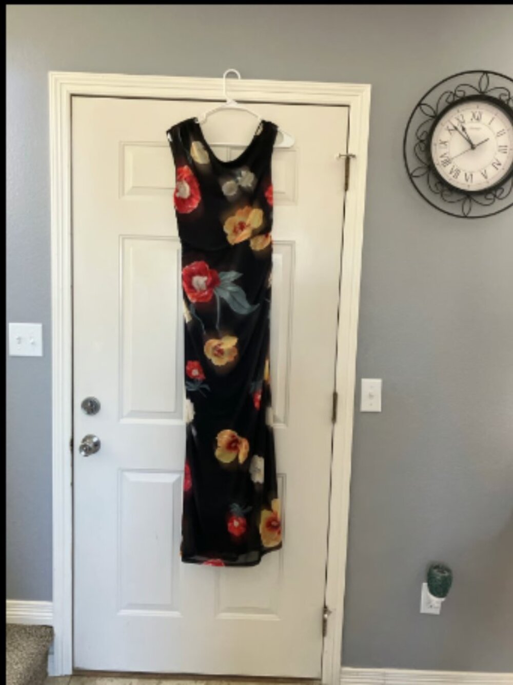 NWT Fashion Nova brand Floral Pattern Dress Size Large